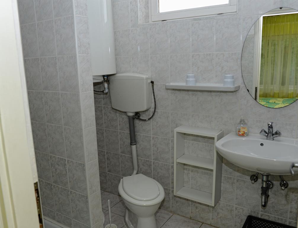 Stop Apartment Bük Habitación foto